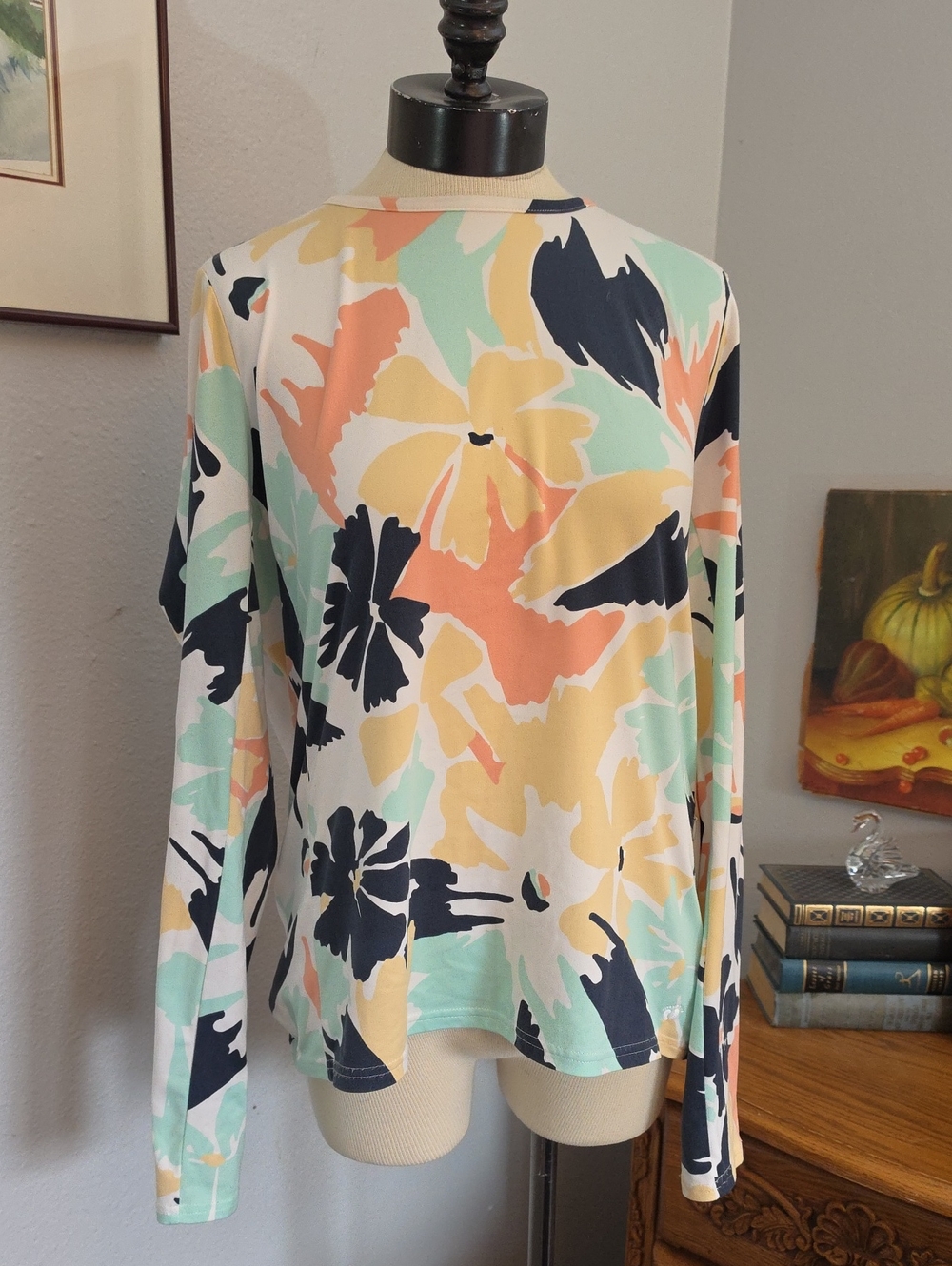 Hang Ten Long Sleeve Floral Tee UV Protection UPF 50 Beach Surfing Water Sports